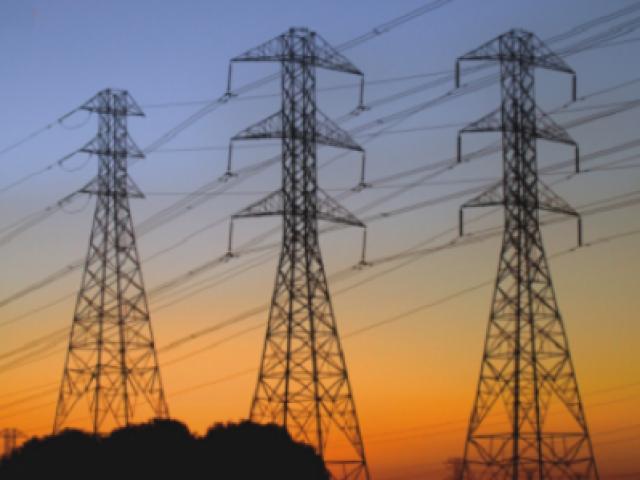 Thị trường - Tiêu dùng - EVN: Sản lượng điện mua từ Trung Quốc giảm mạnh