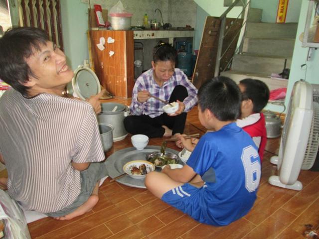 Bạn trẻ - Cuộc sống - Tổ ấm người đàn bà “thuê” chú rể trong ngày cưới