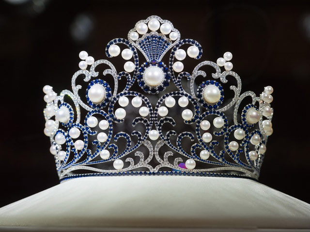 Người mẫu - Hoa hậu - Bí mật thú vị về vương miện 2,2 tỷ của Hoa hậu VN 2016