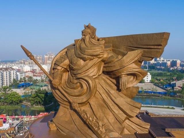 Thế giới - Trung Quốc xây tượng Quan Công cao 48m nặng nghìn tấn