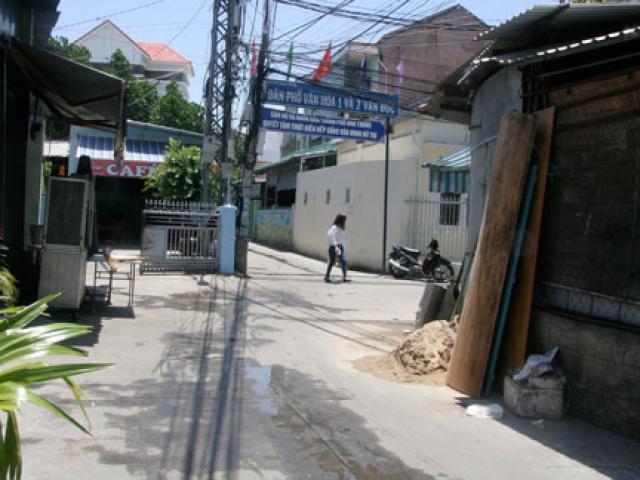 Pháp luật - Em bị chém, anh bị bắn chỉ vì "nhìn người đi đường"