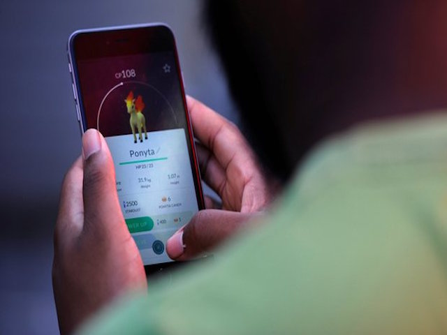 Công nghệ thông tin - Game thủ Hàn Quốc đổ về vùng quê bắt Pokémon