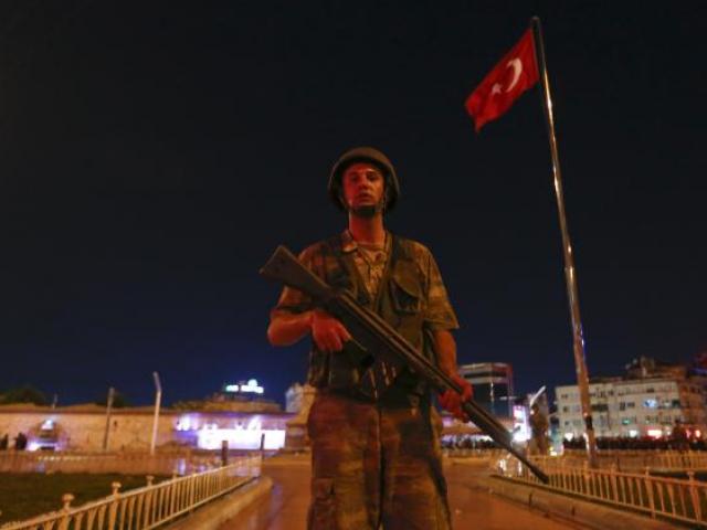 Đảo chính ở Thổ Nhĩ Kỳ đe dọa lợi ích Mỹ thế nào