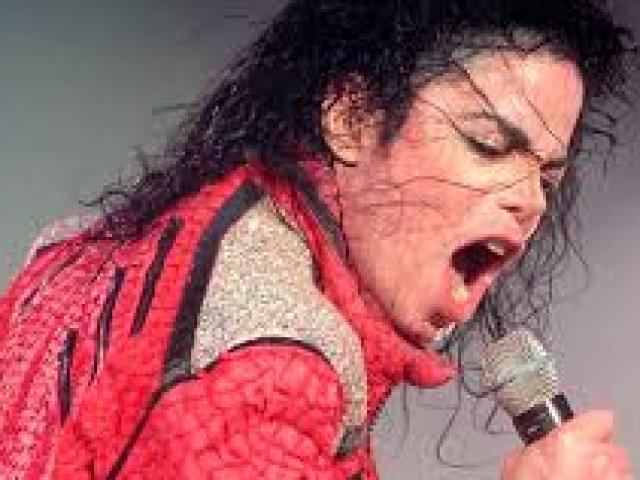 Đời sống Showbiz - Sở thích cải trang thành gái điếm của Michael Jackson