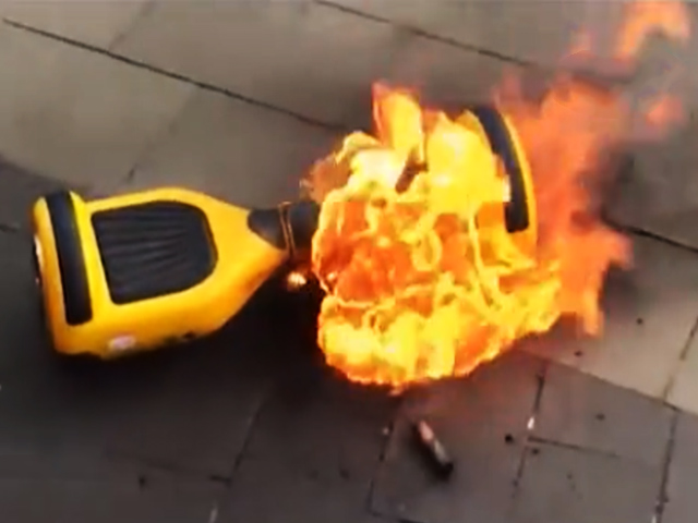 Công nghệ thông tin - Cảnh báo: Xe điện tự cân bằng có thể phát nổ