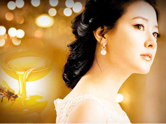 Làm đẹp - Những cách làm hay giúp bạn đẹp toàn diện với mật ong