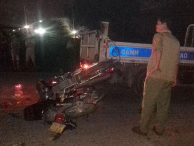 Tin tức trong ngày - Tai nạn, hai xe máy cắm chặt vào nhau, 1 người tử vong