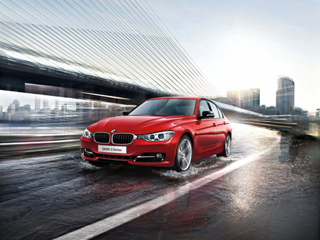 Ô tô - Công nghệ hiển thị thông tin trên kính chắn gió HUD trên xe BMW