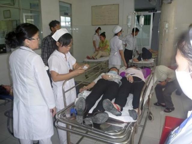 Sức khỏe đời sống - Bình Thuận: Hơn 20 du khách nhập viện nghi do ngộ độc thực phẩm
