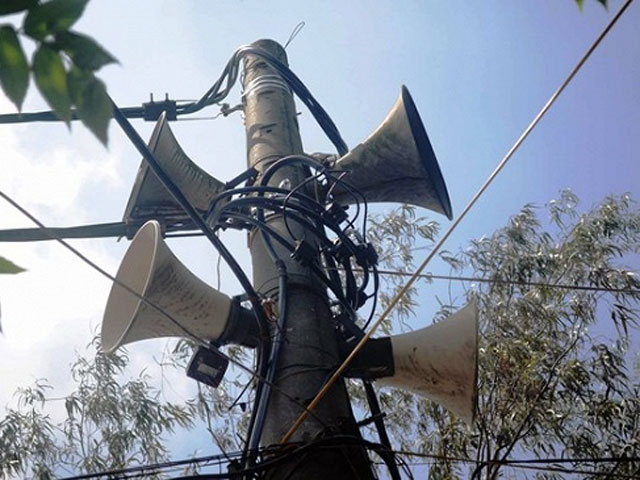 Tin tức trong ngày - Đài truyền thanh ở Huế bị “chèn sóng” tiếng Trung Quốc