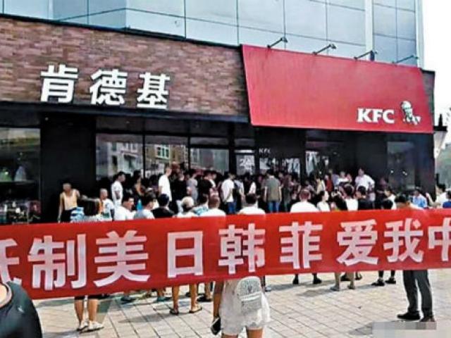 Thế giới - Hậu phán quyết Biển Đông, dân TQ tẩy chay đồ ăn nhanh Mỹ