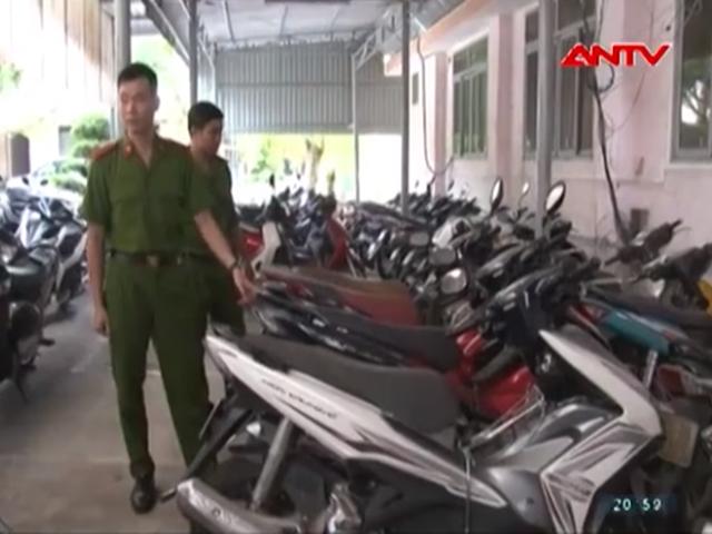 Video An ninh - Phát hiện gần 300 xe máy trộm cướp trong tiệm cầm đồ