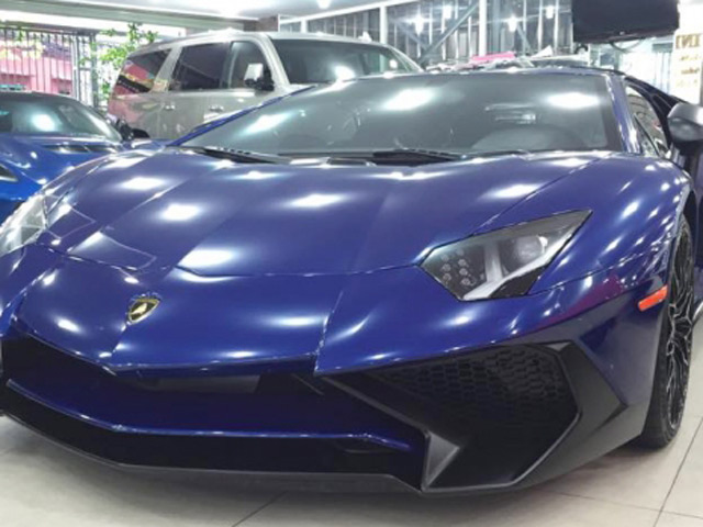 Tư vấn - Ngắm Lamborghini Aventador LP 700-4 màu "kịch độc" tại Việt Nam