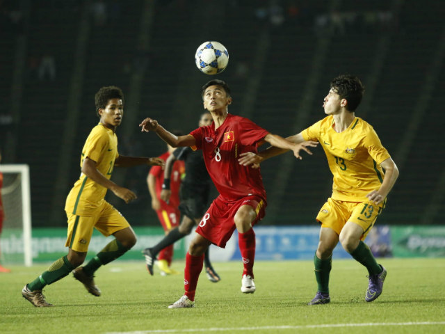 Bóng đá - Pha chuyền bóng đẳng cấp kiểu "mắt lác" của U16 Việt Nam