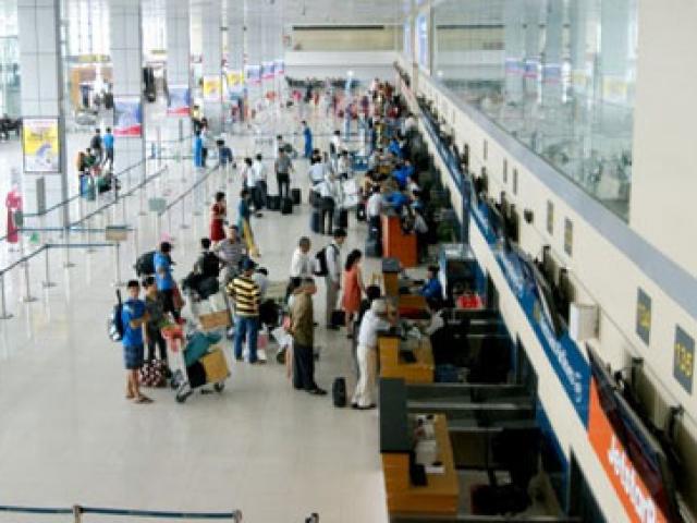 Tin tức trong ngày - Phạt hành khách “mượn” tên người khác đi máy bay
