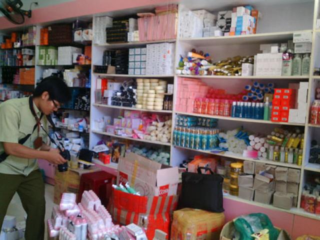 Thị trường - Tiêu dùng - Đà Nẵng: Thu giữ hàng ngàn mỹ phẩm không rõ nguồn gốc