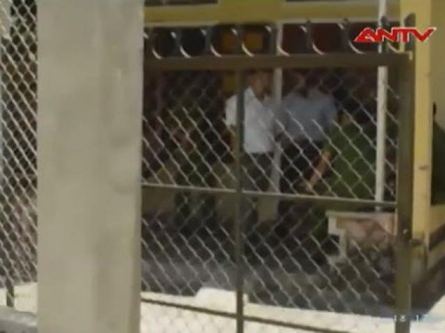 Video An ninh - Chồng tưới xăng đốt vợ vì nghi bị “cắm sừng”