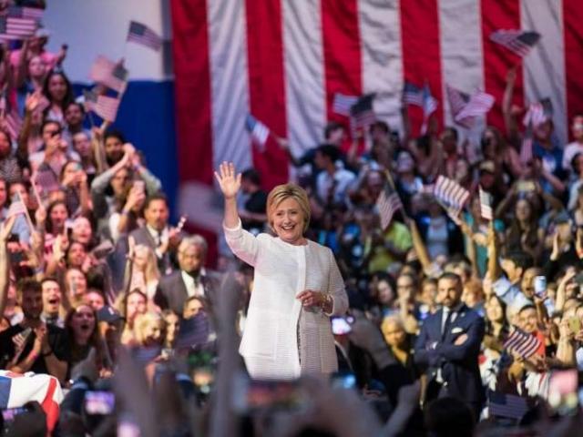 Bà Clinton chính thức trở thành ứng viên tổng thống Mỹ