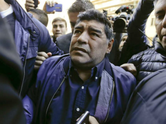Messi bỏ ĐT Argentina, Maradona dọa dùng bạo lực