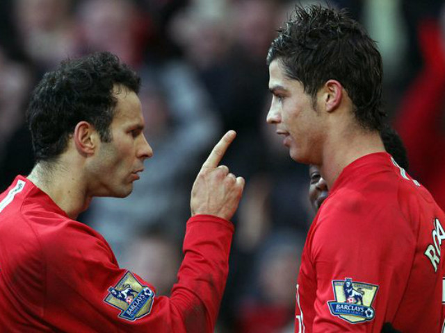 Bóng đá - Tiết lộ: Giggs suýt "tẩn" Ronaldo khi còn ở MU