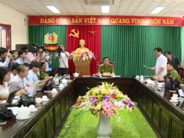 Video An ninh - Khởi tố vụ chôn lấp 100 tấn chất thải của Formosa