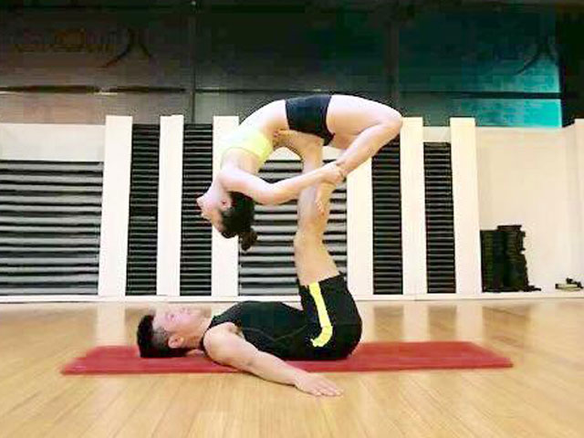 Bạn trẻ - Cuộc sống - “Bà cô già” tìm được "chồng xịn" nhờ đi tập gym