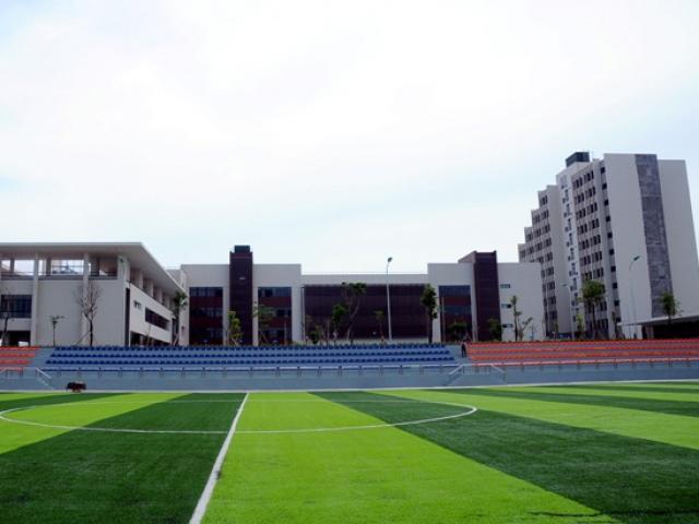 Tin tức trong ngày - Cận cảnh ngôi trường "5 sao" hot nhất mạng xã hội