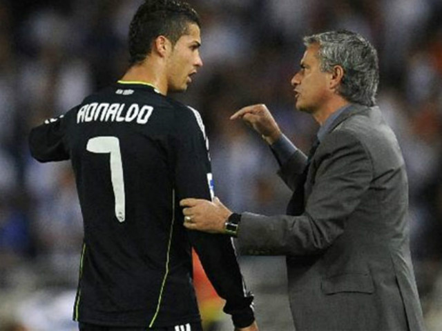 Bóng đá - Bị chê bai, Ronaldo "đáp trả" Mourinho
