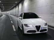 Tin tức ô tô - Alfa Romeo Giulia 2017 đã có giá bán