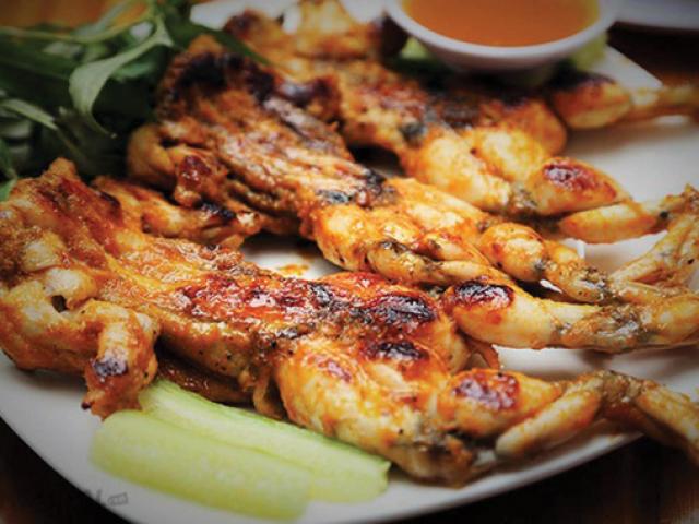 Ẩm thực - Ếch nướng muối ớt "cay dịu dàng"