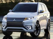 Tư vấn - Mitsubishi Outlander đổ bộ thị trường Việt gặp phải đối thủ nào?