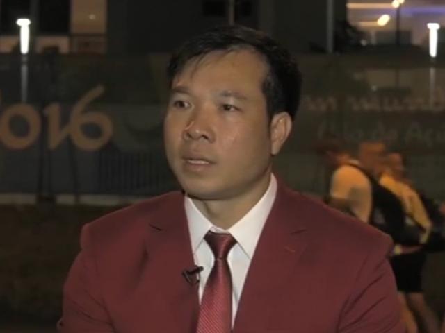 Thể thao - Hoàng Xuân Vinh mất ngủ vì HCV, muốn khắc tên lên "bảo bối"