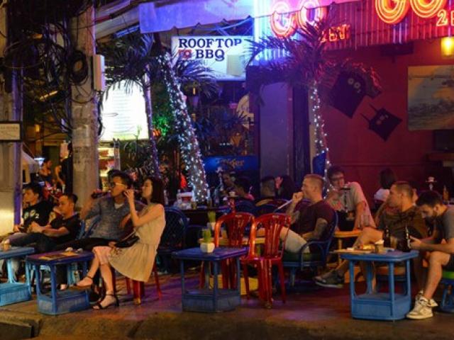 Tin tức trong ngày - HN sẽ bỏ "giờ giới nghiêm", khách có thể vui chơi thâu đêm