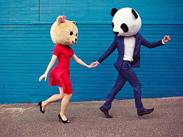 Bạn trẻ - Cuộc sống - Bắt quả tang người yêu săn Pokémon với "em nuôi"