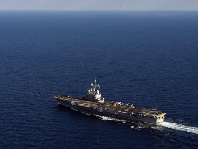 Thế giới chỉ có một “đối thủ“ của tàu sân bay Mỹ