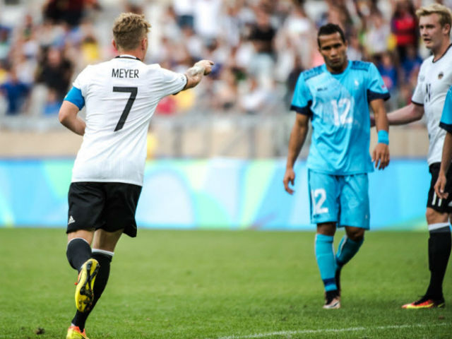 Bóng đá - Đức - Fiji: "Ác mộng" 10 bàn thua