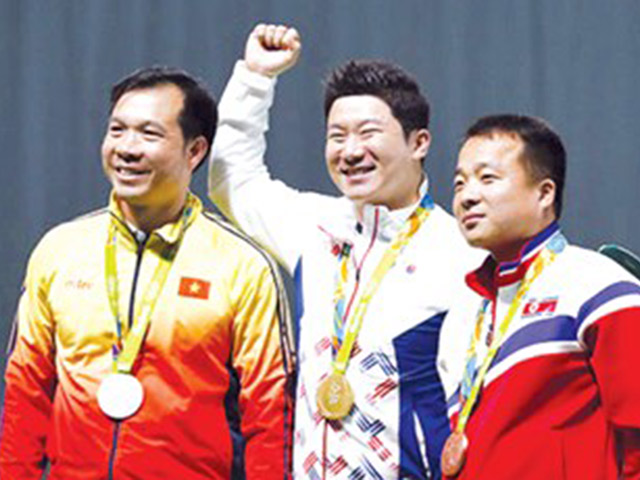 Bí mật sau chiếc Huy chương bạc