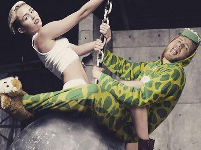 Tranh vui - Chàng trai nghiện "tự sướng" với người nổi tiếng