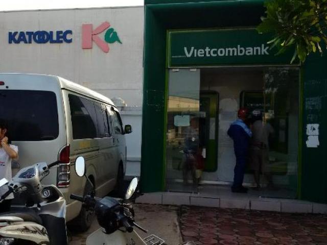 Tin tức trong ngày - Chủ thẻ Vietcombank khẳng định không click vào website lạ