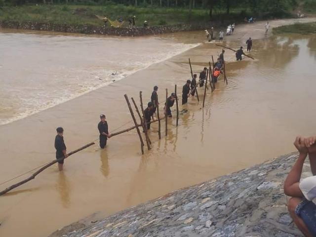 Tin tức trong ngày - Hòa Bình: Lũ bất ngờ ập đến cuốn trôi 2 công nhân