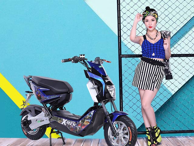 Thị trường 24h - Chiêm ngưỡng bộ tem 3D cực chất trên "siêu xe điện dành cho cậu ấm cô chiêu"