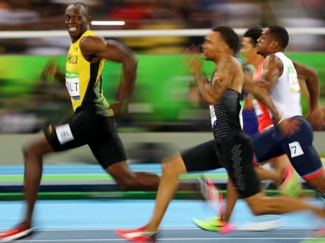 Thể thao - Tin nóng Olympic ngày 11: Bolt "đi dạo" qua vòng loại 200m