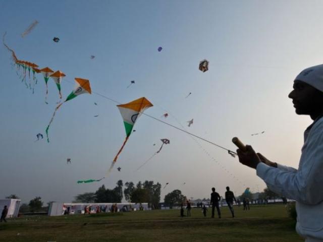 Thế giới - Ấn Độ: 3 người chết vì dây diều cắt cổ