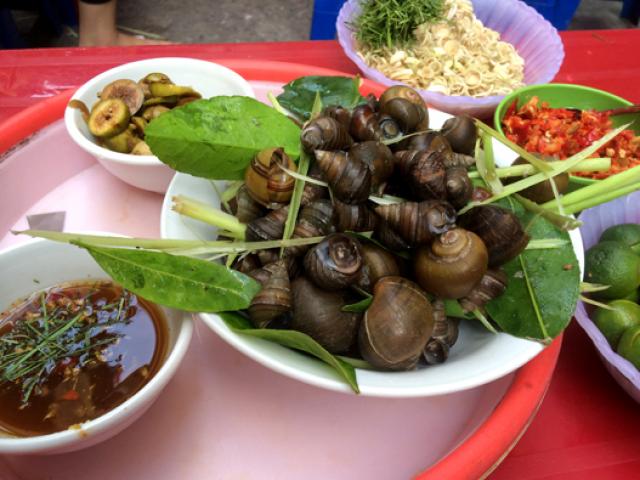 Ẩm thực - "Truy tìm" những quán ốc ngon đình đám ở Hà Nội