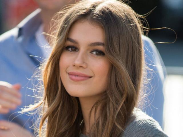 Xu hướng thời trang - Con gái Cindy Crawford lên bìa tạp chí thời trang danh tiếng
