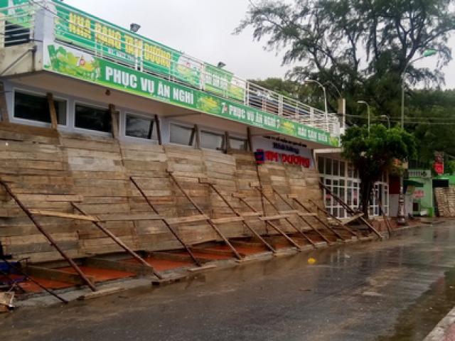 Tin tức trong ngày - Người dân Đồ Sơn dựng "lô cốt" chống bão số 3