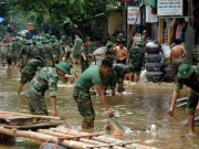 Tin tức trong ngày - 15 người chết và mất tích trong bão Thần Sét