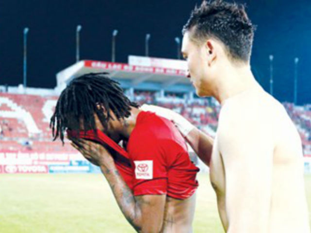 Bóng đá - Khi Lạch Tray không là địa lợi