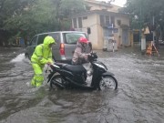 Tin tức trong ngày - Có “siêu máy tính” cũng khó nâng tầm dự báo bão