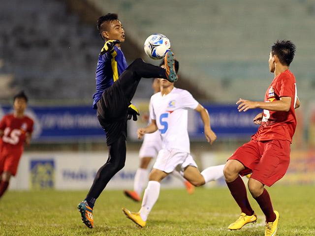 Bóng đá - "Đàn em" Công Phượng so tài kịch tính U15 Viettel